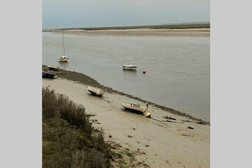 Gite A Bon Port Abbeville 5 Personnes Εξωτερικό φωτογραφία